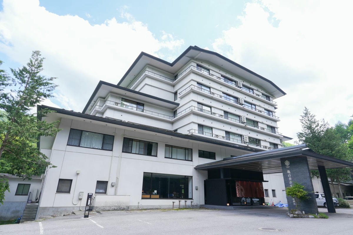 日本日光住宿推薦！來去湯西川溫泉住龜之井飯店享受全包式渡假飯店服務！