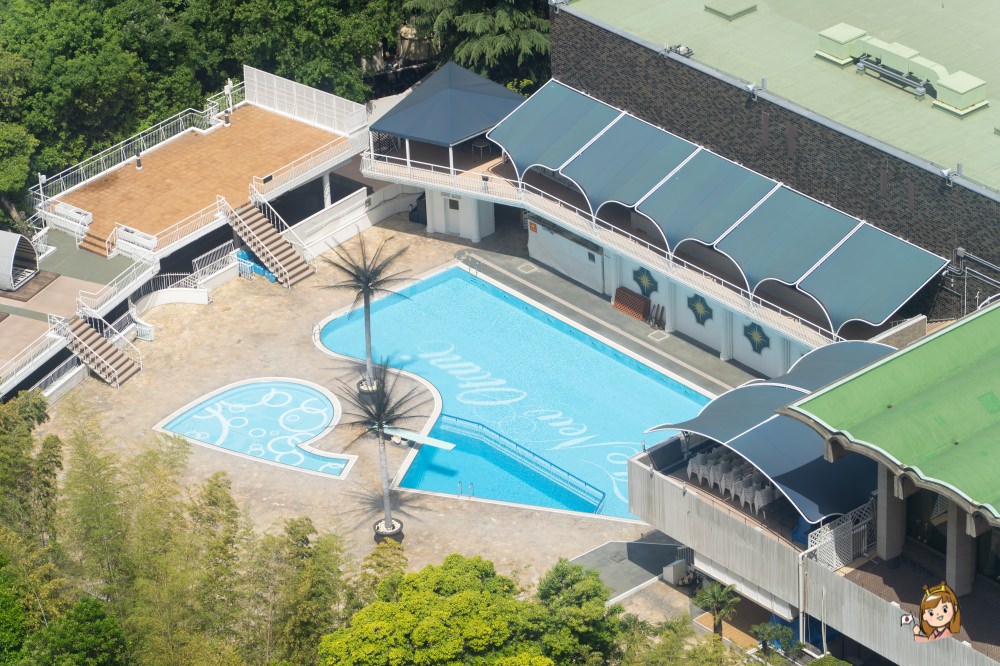 新大谷飯店露天泳池