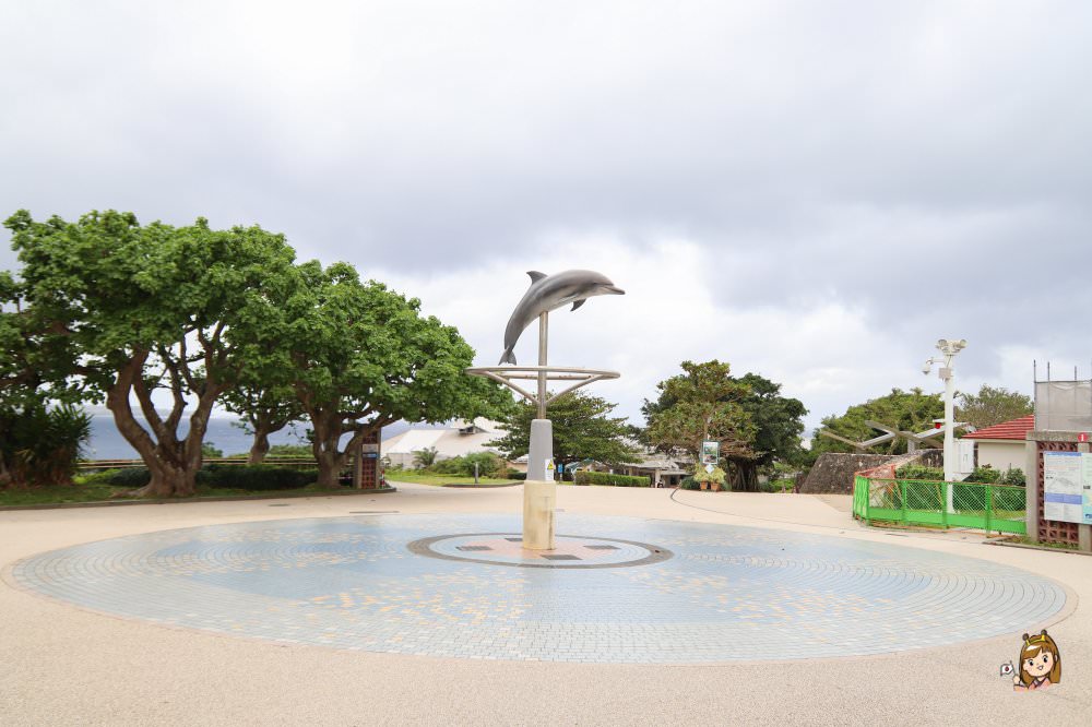 沖繩必去景點「沖繩美麗海水族館」